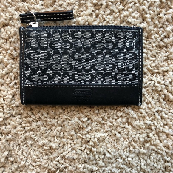 Coach Accessories - Coach coin purse/ID wallet
